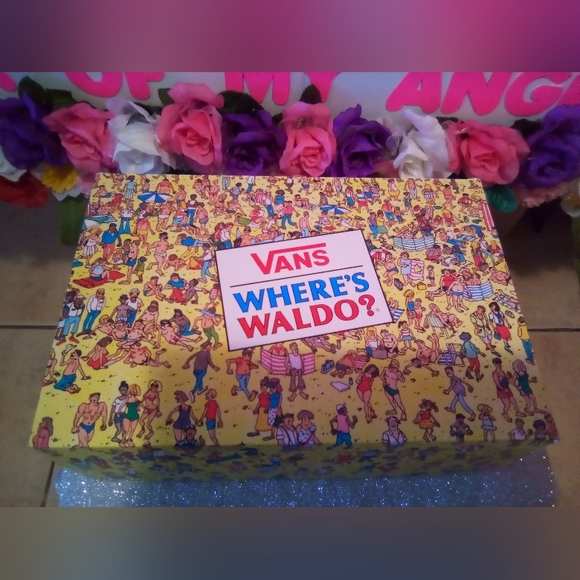 #209👉🏼UNISEX Yellow/Black VANS Where's Waldo Shoes 👟 - Picture 3 of 7